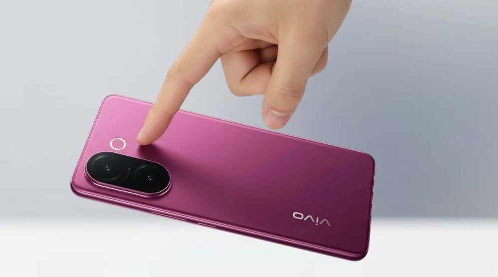 Vivo V60e बन चुकी है फ्लैगशिफ किंग, इसका लुक जितना शानदार है उससे भी ज्यादा शानदार है इसका कैमरा, जाने पूरी डिटेल्स…